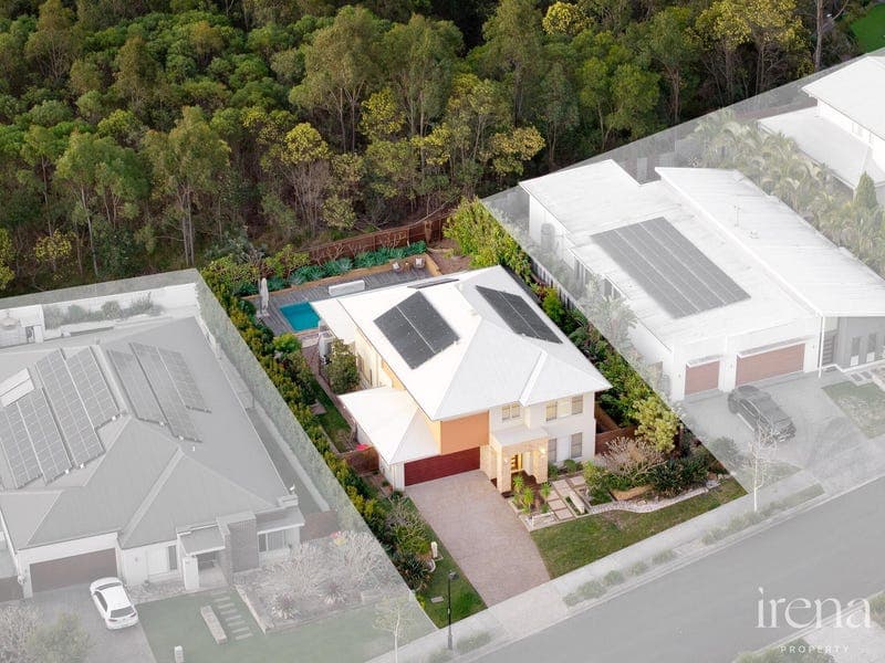 31 Crest Ridge Parade, Brookwater — photo 1 of 5