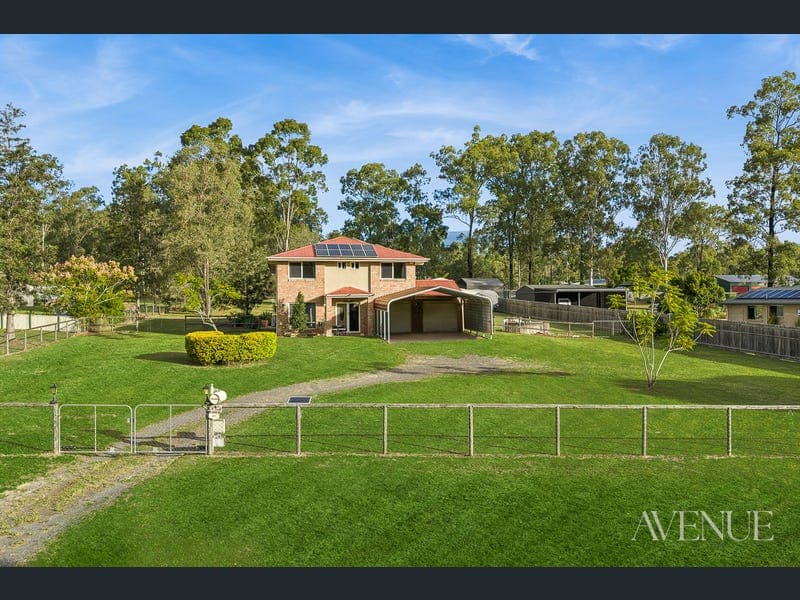 46-48 Woolshed Court, Flagstone — photo 1 of 5