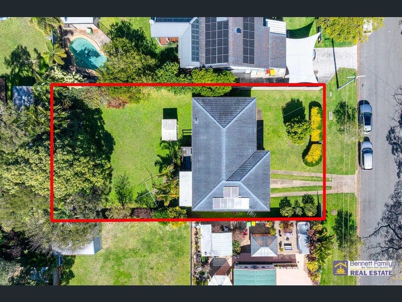 4 Sharven Avenue, Cleveland — photo 1 of 5