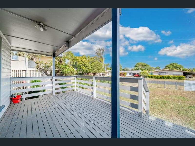 8 Sapphire Avenue, Emerald — photo 1 of 5