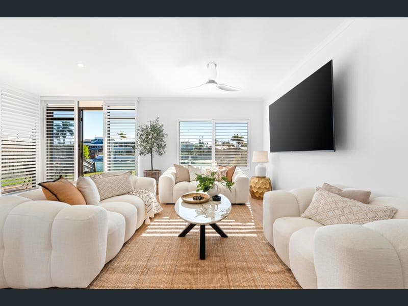 1/4 Broadmeadows Road, Maroochydore — photo 1 of 5