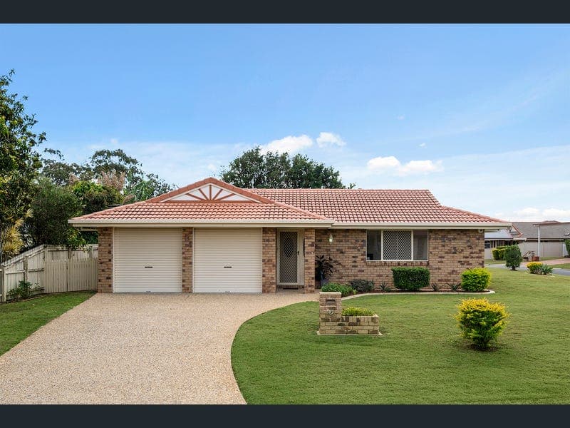 6 Brigalow Court, Murrumba Downs — photo 1 of 5