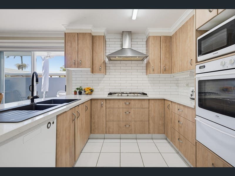 51 Macdonald Street, Dicky Beach — photo 1 of 5