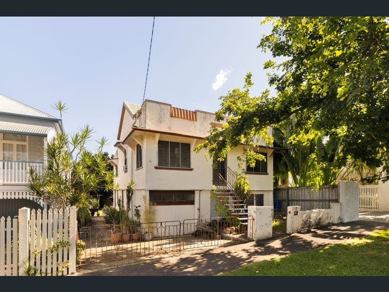 23 Hawthorne Street, New Farm — photo 1 of 5