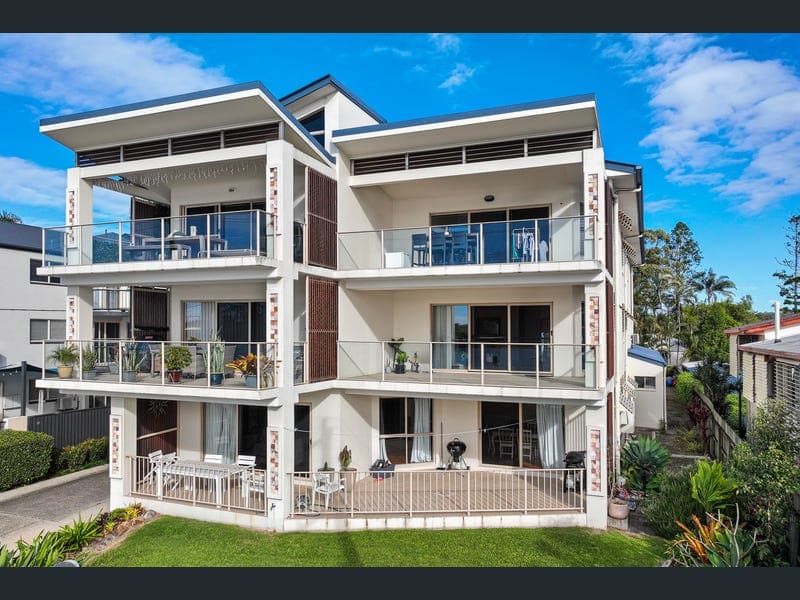 2/273 Bradman Avenue, Maroochydore — photo 1 of 5