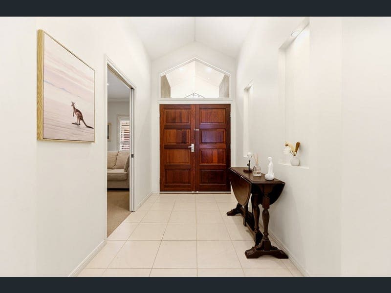 10 Red Ash Court, Palmwoods — photo 1 of 5