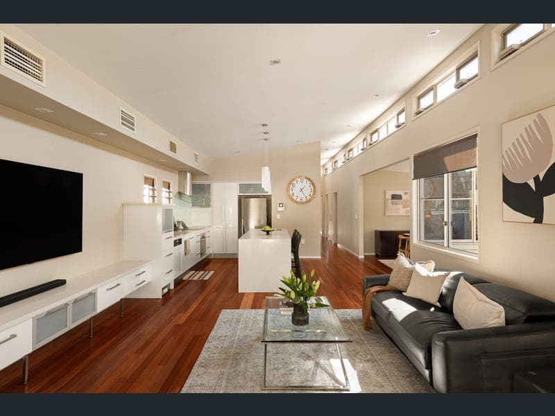41 Lizzie Street, Bardon — photo 1 of 5
