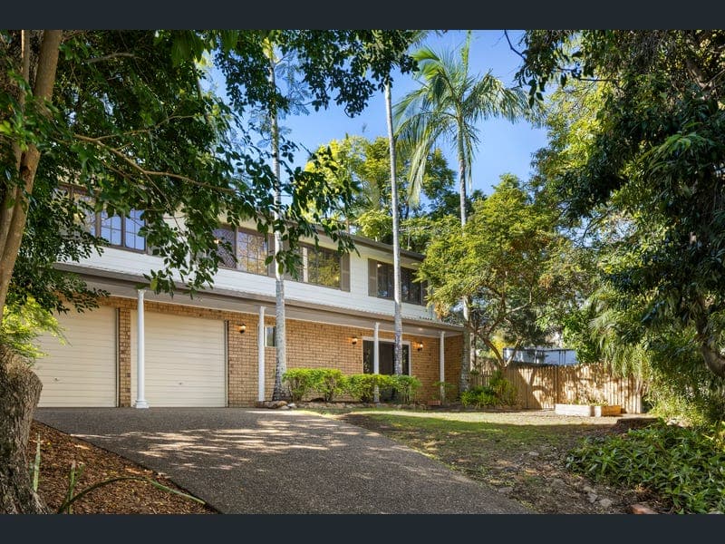 19 Barwood Street, Newmarket — photo 1 of 5