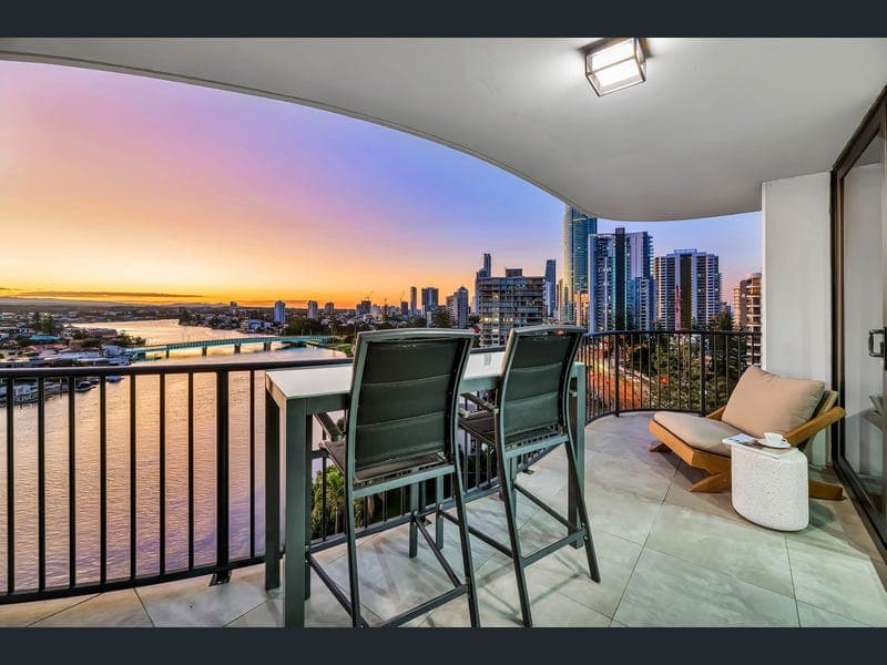 56/2940 Gold Coast Highway, Surfers Paradise — photo 1 of 5