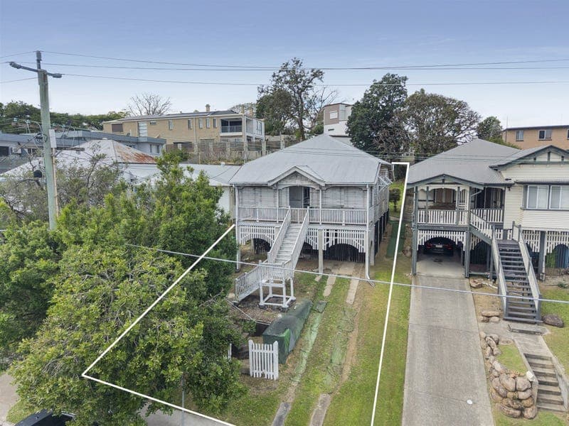 9 Cox Road, Windsor — photo 1 of 5