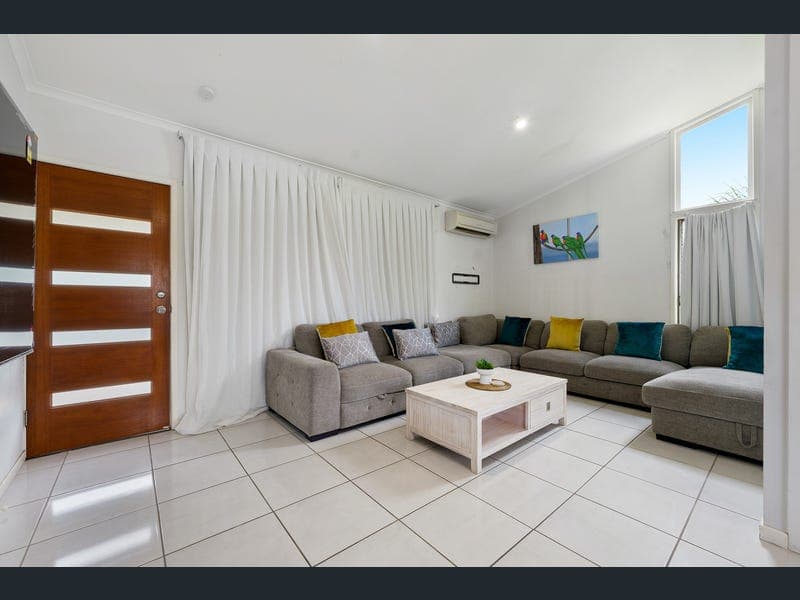 631 Priestdale Road, Rochedale South — photo 1 of 5