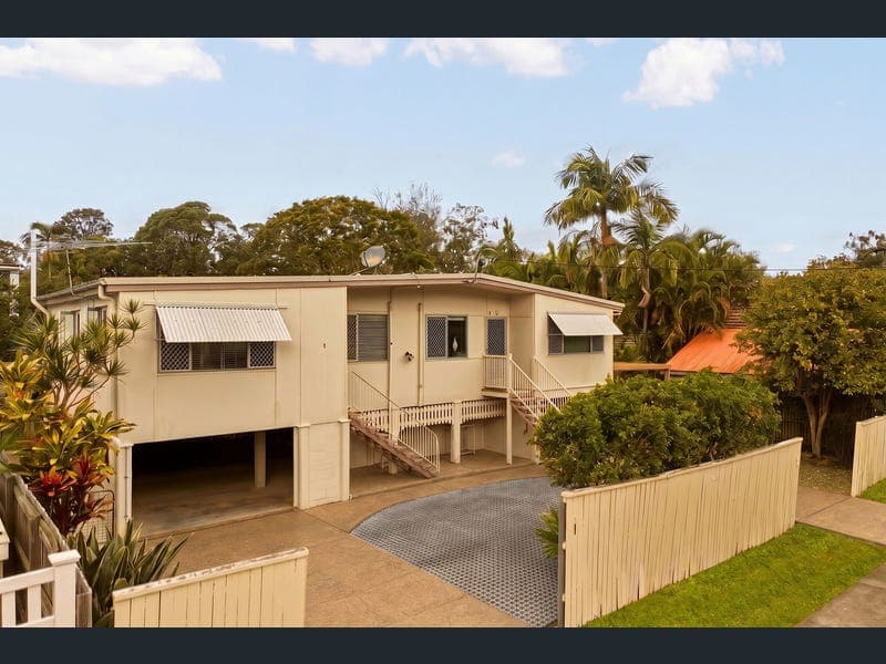 141 Witton Road, Indooroopilly — photo 1 of 5