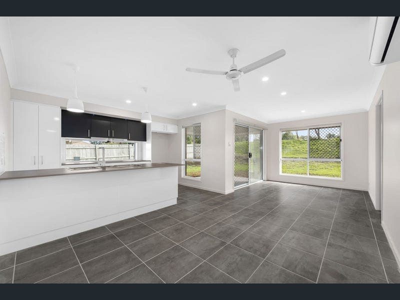 62 Stanley Street, Pittsworth — photo 1 of 5