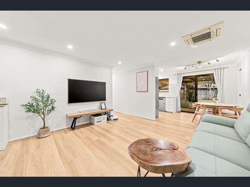 17 Barcoo Street, Runcorn — photo 1 of 5