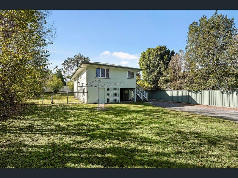 53 Courtland Street, Salisbury — photo 1 of 5