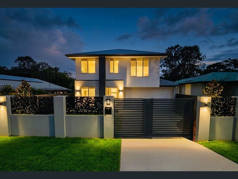 24A Springlands Drive, Slacks Creek — photo 1 of 5