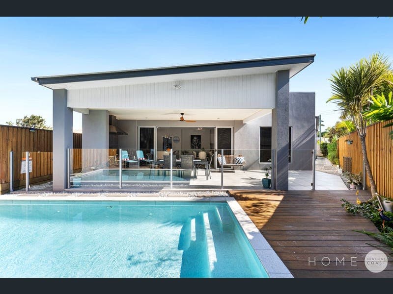 42 Moondarra Crescent, Mooloolaba — photo 1 of 5