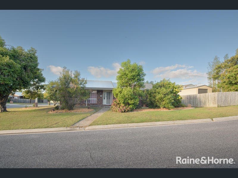 8 Alexandra Close, Clinton — photo 1 of 5