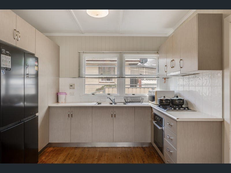 12 Dwyer Street, Harlaxton — photo 1 of 5