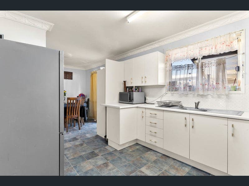 17 Protea Avenue, Norman Gardens — photo 1 of 5