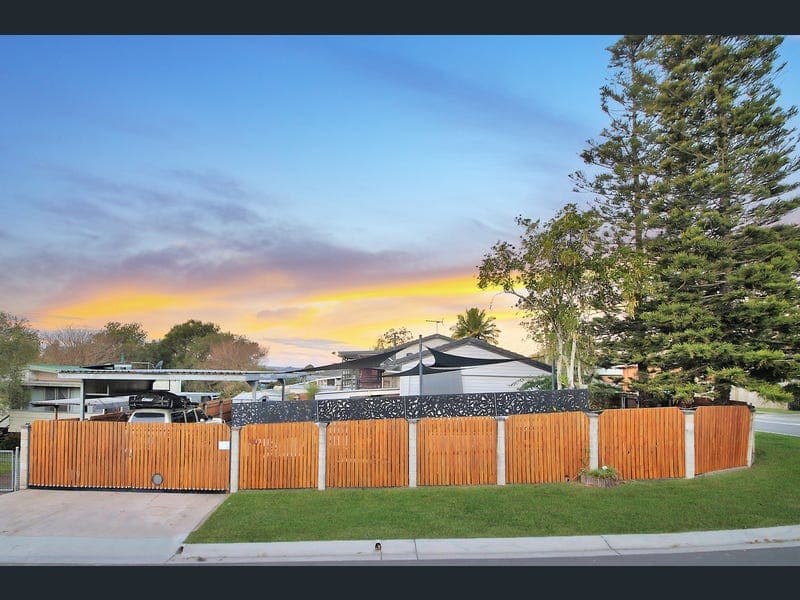 2 Coolibah Street, Woodridge — photo 1 of 5