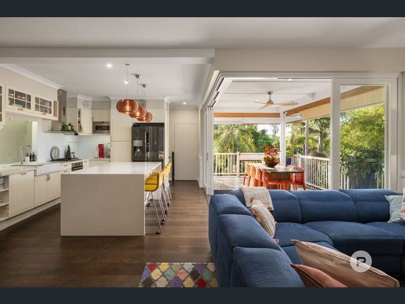 8 Garling St, Red Hill — photo 1 of 5