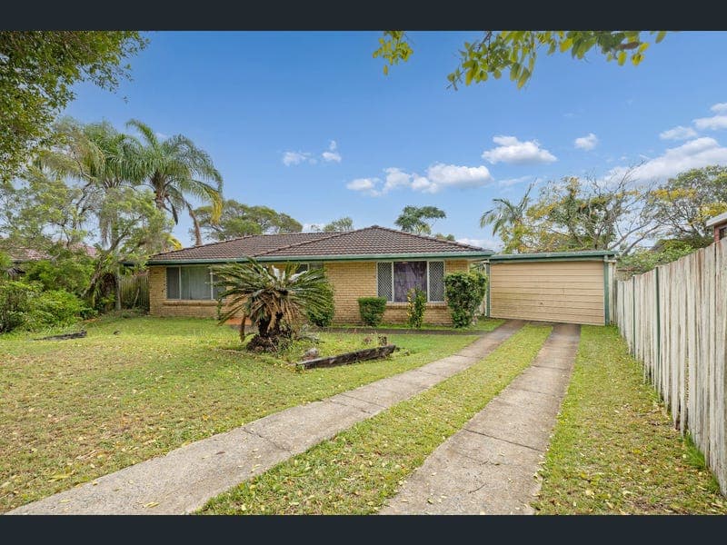 2 Bultarra Street, Runcorn — photo 1 of 5