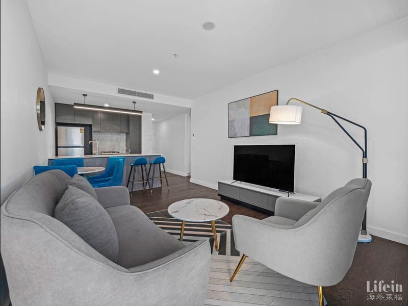 11007/1 Cordelia Street, South Brisbane — photo 1 of 5