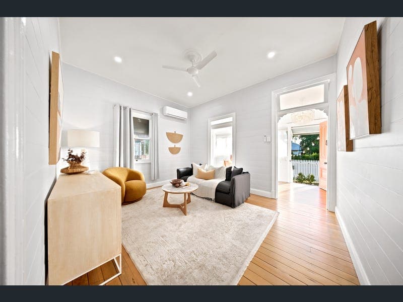 29 Estate Street, West End — photo 1 of 5
