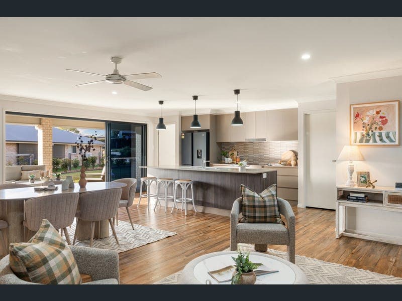 33 Lilly Avenue, Cawdor — photo 1 of 5