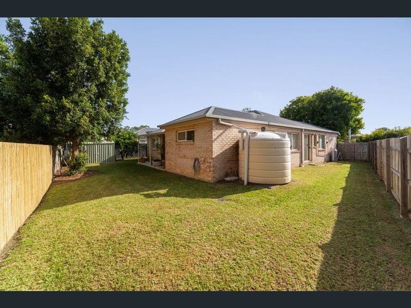 13 Belleden Drive, Bellmere — photo 1 of 5