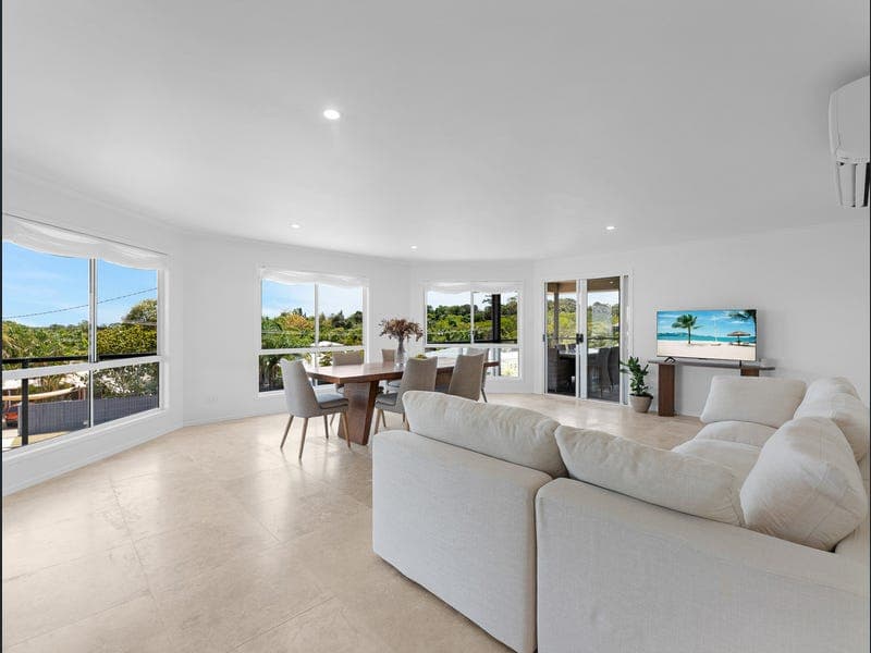 19 Annette Street, Dundowran Beach — photo 1 of 5