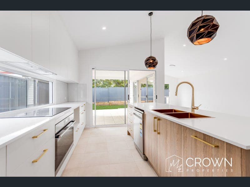 40A Arthur Street, Woody Point — photo 1 of 5