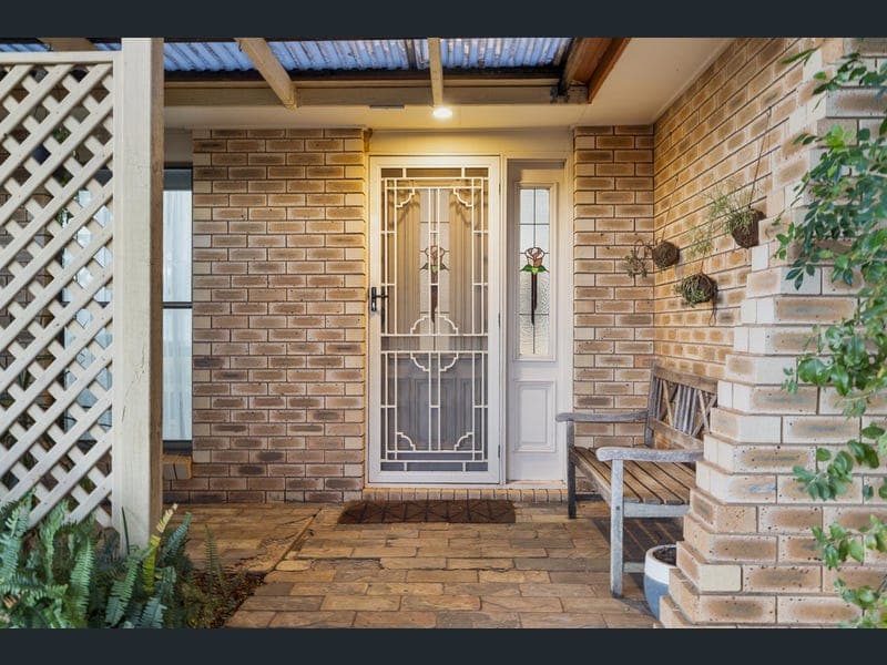 3 Thula Way, Rochedale South — photo 1 of 5
