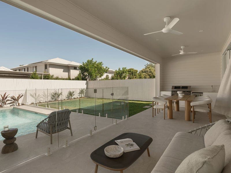38 Harding Street, Hendra — photo 1 of 5