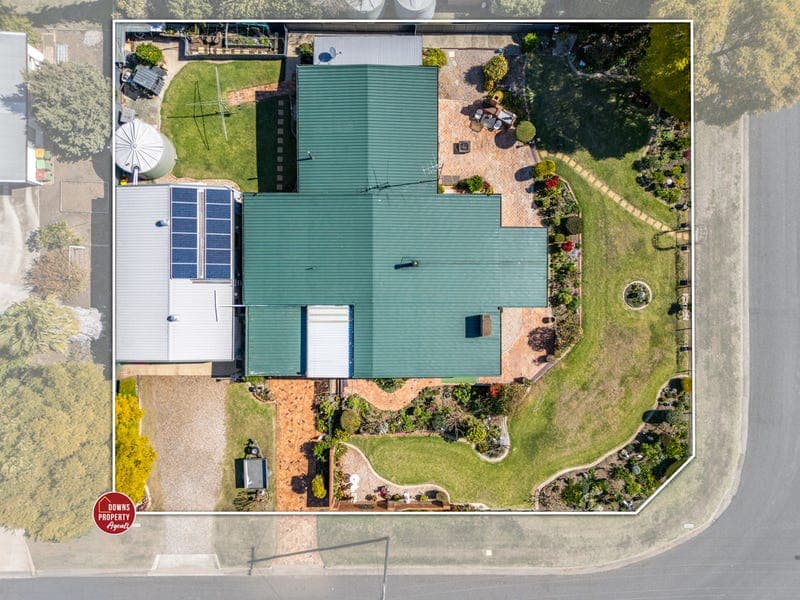 14 Collins Street, Pittsworth — photo 1 of 5