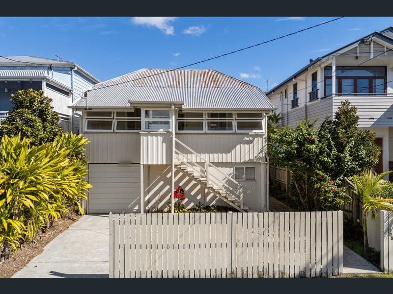 175 Stratton Terrace, Manly — photo 1 of 5