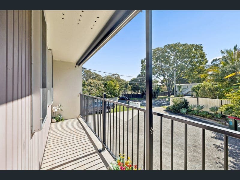 4/4 Melinda Court, Margate — photo 1 of 5