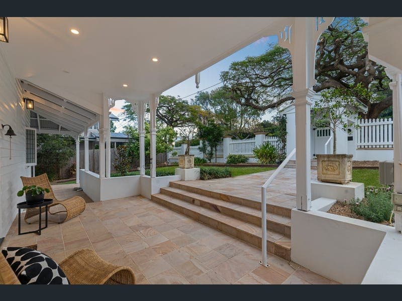 17 Kinmond Avenue, Wavell Heights — photo 1 of 5
