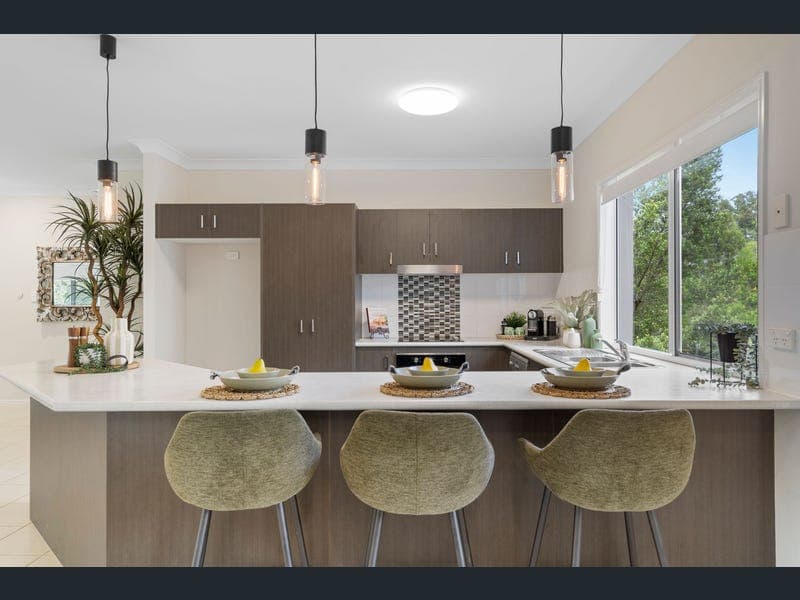 9 Aingeal Place, Oxenford — photo 1 of 5
