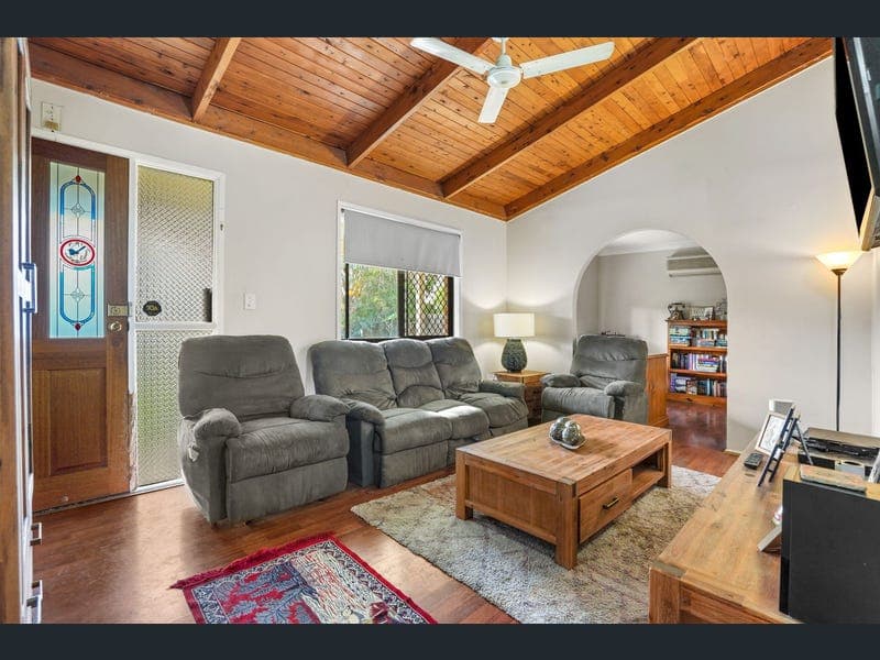 34 Biotite Street, Bethania — photo 1 of 5