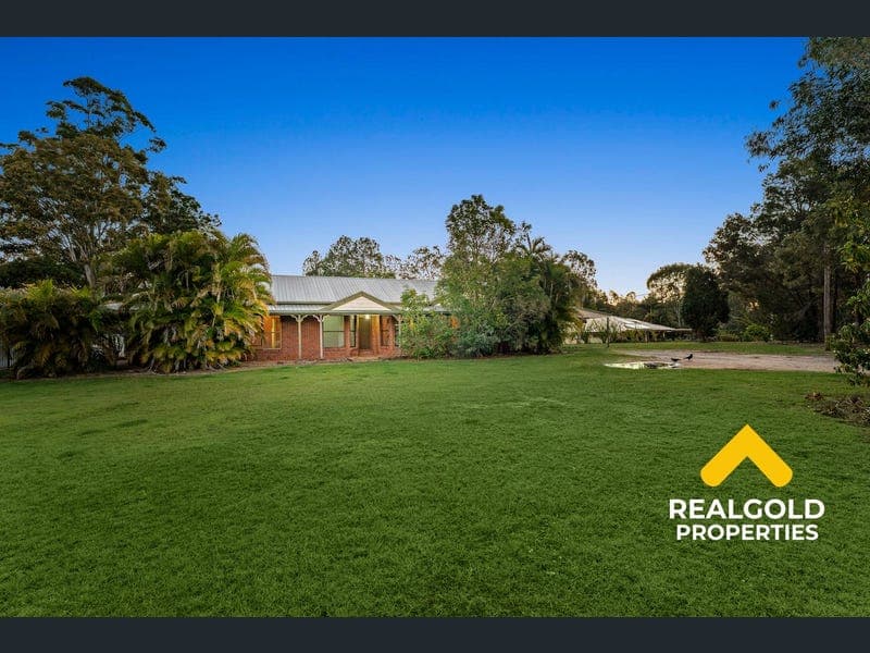 6 THORNBILL DR, Upper Caboolture — photo 1 of 5