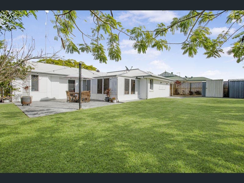 6 Fittell Court, Tewantin — photo 1 of 5