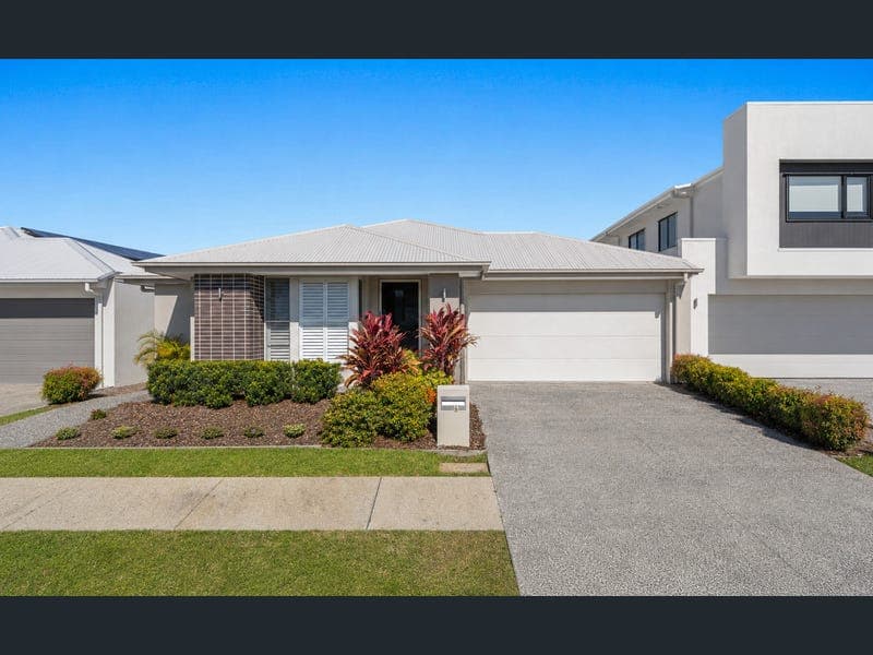 4 Dandelion Street, Nirimba — photo 1 of 5
