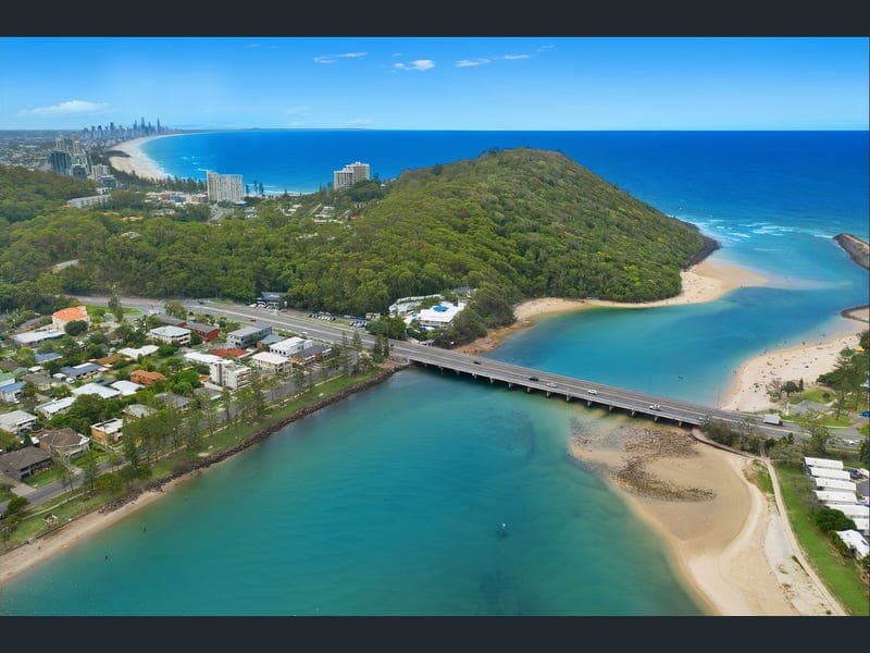 3/7 Awoonga Avenue, Burleigh Heads — photo 1 of 5