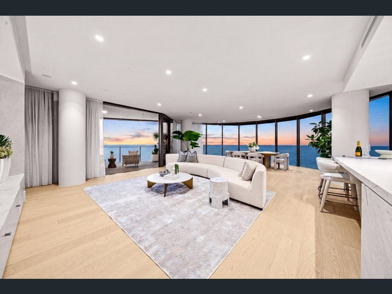 3402 ROYALE/7 Northcliffe Terrace, Surfers Paradise — photo 1 of 5