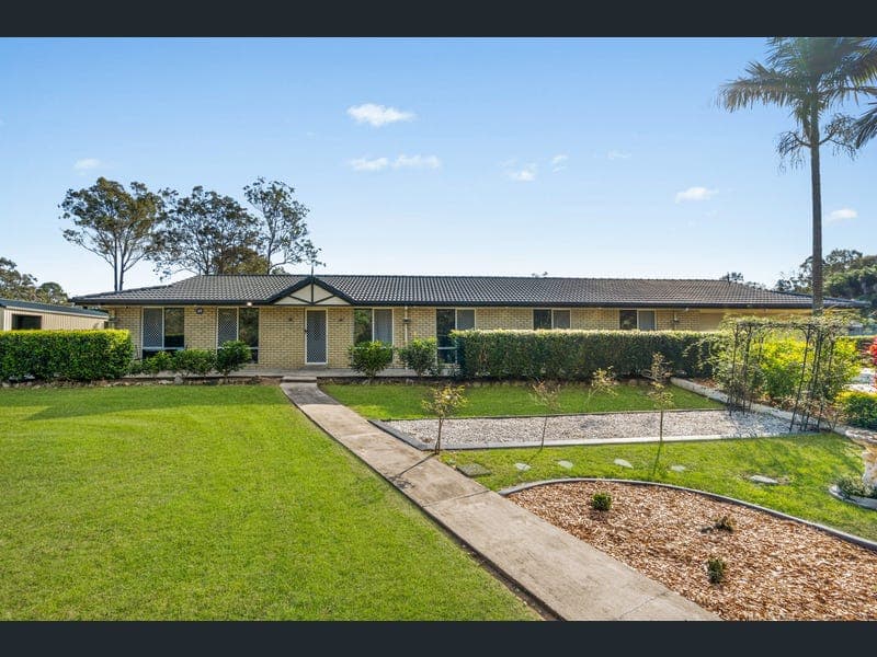171-177 Sentinel Drive, Greenbank — photo 1 of 5