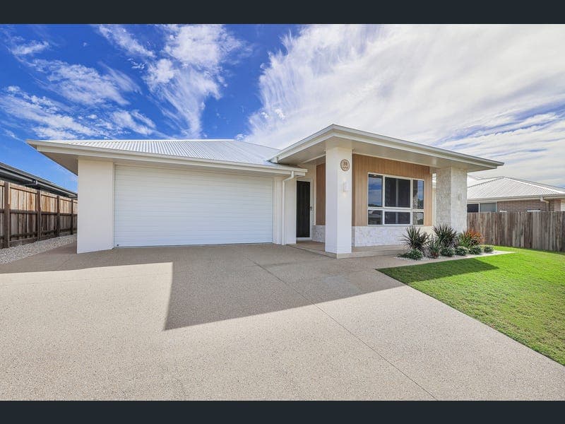 28 Wisteria Street, Bargara — photo 1 of 5