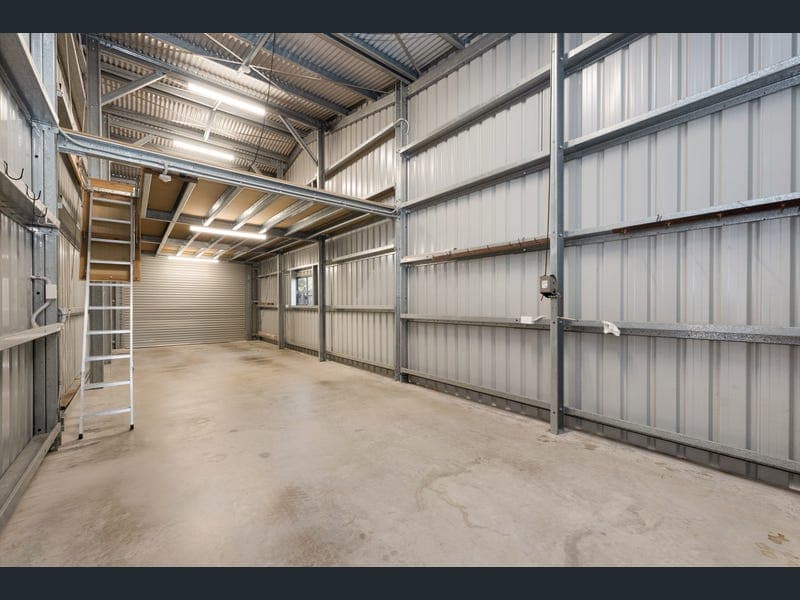 3 Ellis Court, Mount Louisa — photo 1 of 5