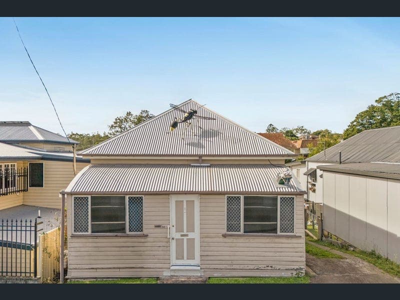 30 Warwick Road, Ipswich — photo 1 of 5